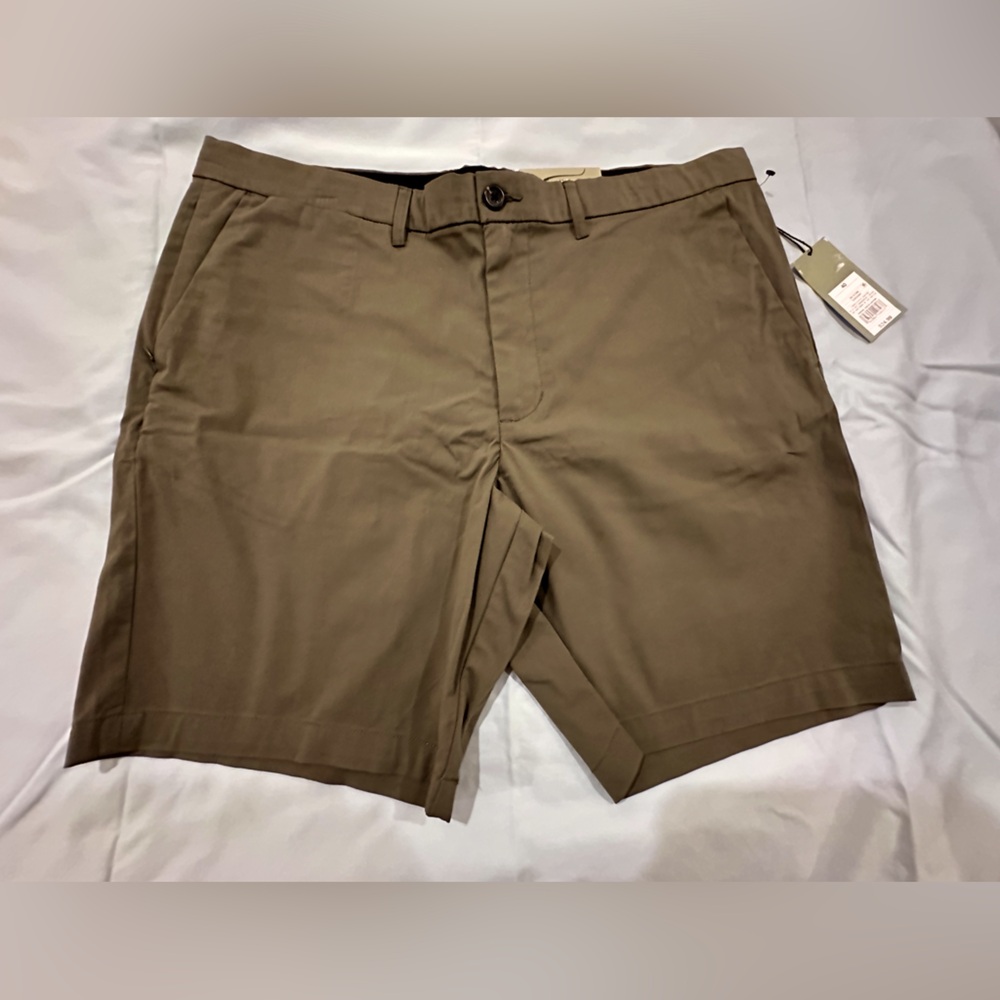 Tech Shorts (Olive color)